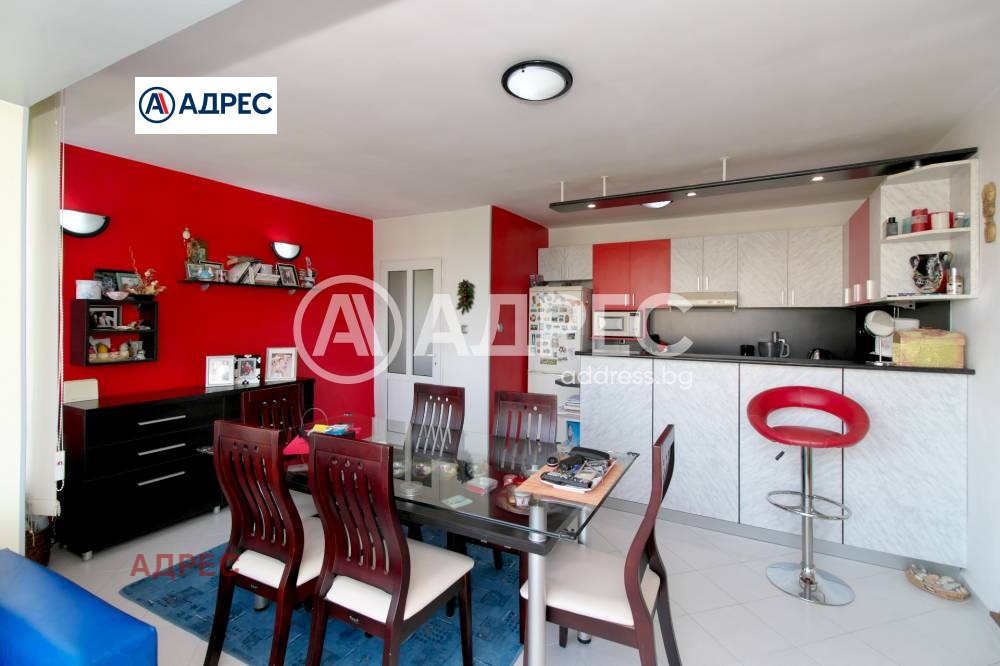 Продава КЪЩА, гр. Варна, к.к. Чайка