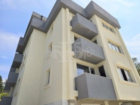 2 bedroom Vazrazhdane 2, Varna 1