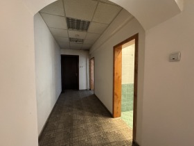 Kontor Centar, Pernik 5