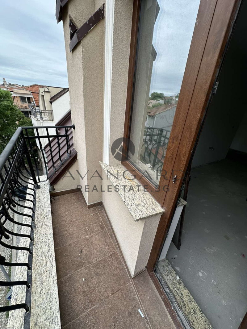 En venta  2 dormitorios Plovdiv , Tsentar , 95 metros cuadrados | 56248494 - imagen [10]