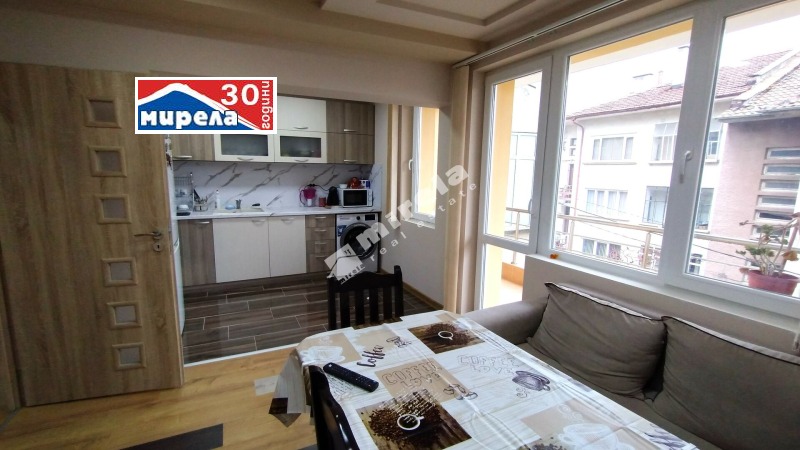 Продава  4-стаен град Велико Търново , Акация , 160 кв.м | 68667178 - изображение [4]