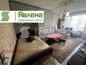 2 bedroom Lazur, Burgas 1