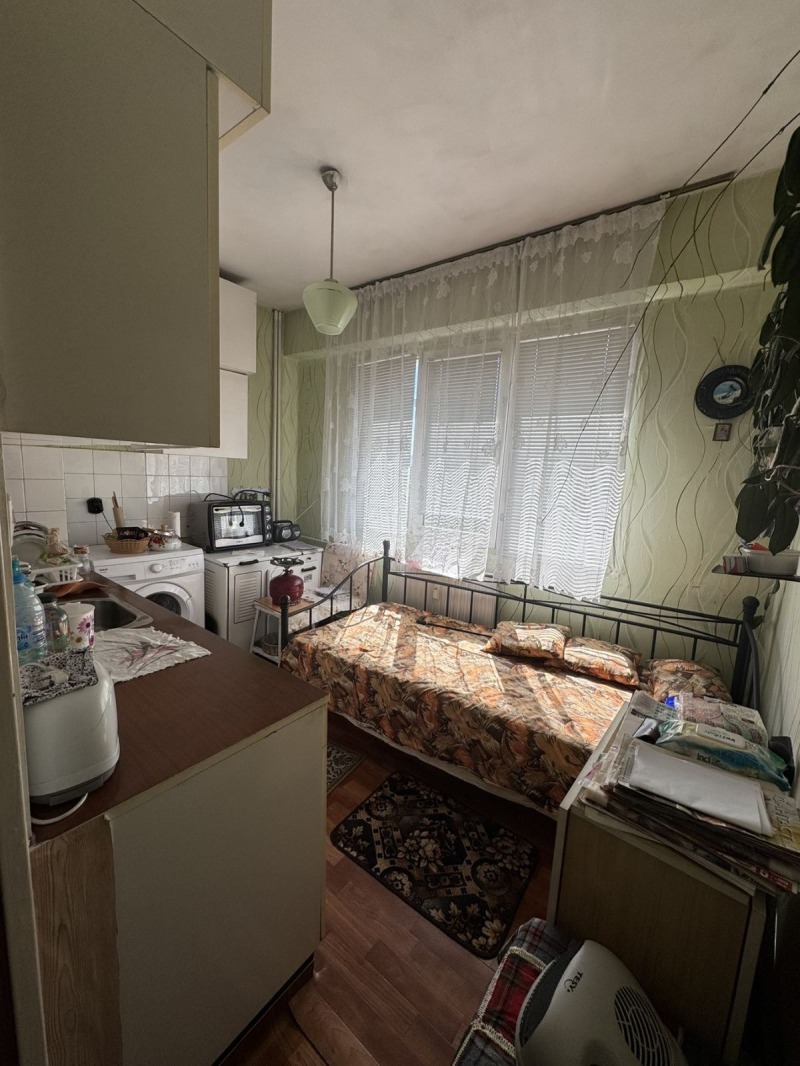 Продава  1-стаен град Перник , Изток , 47 кв.м | 30607863 - изображение [5]