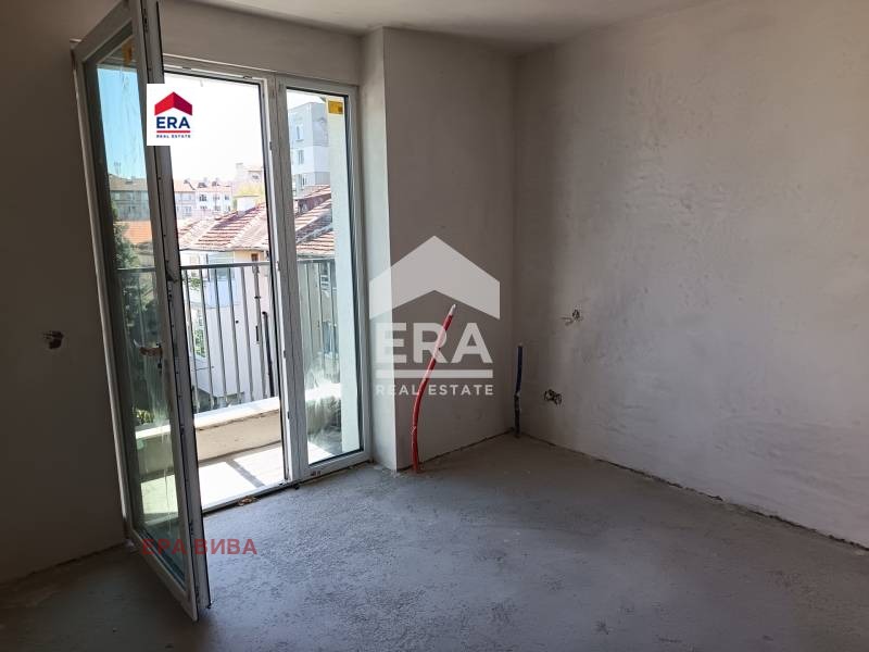 Продава 3-СТАЕН, гр. София, Център, снимка 5 - Апартаменти - 49358643