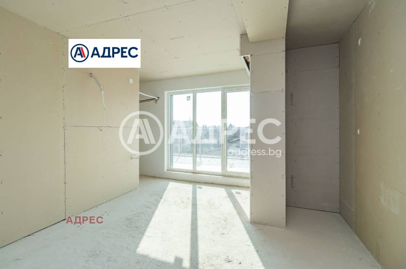 À venda  2 quartos Varna , m-t Dolna Traka , 198 m² | 68895494 - imagem [6]