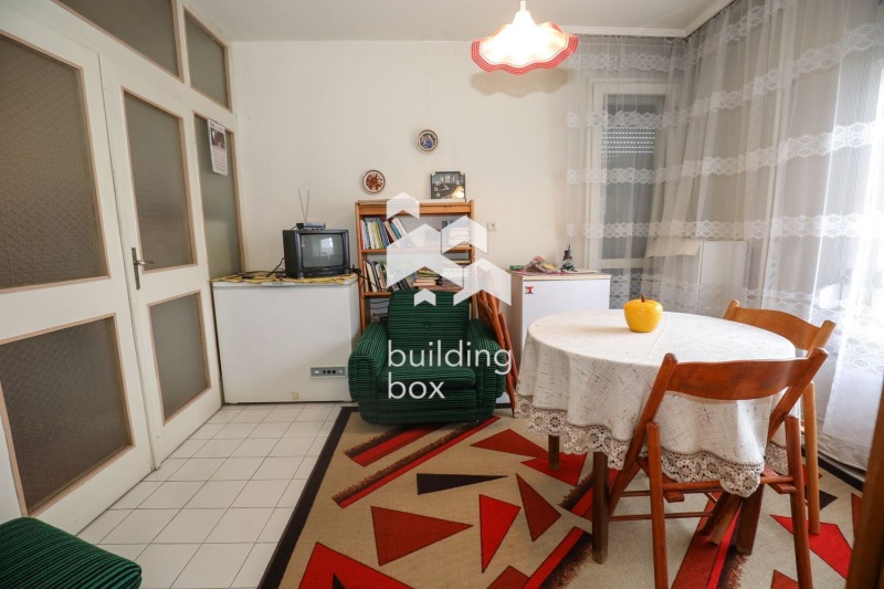 Продава 3-СТАЕН, гр. София, Изток, снимка 5 - Апартаменти - 52636878