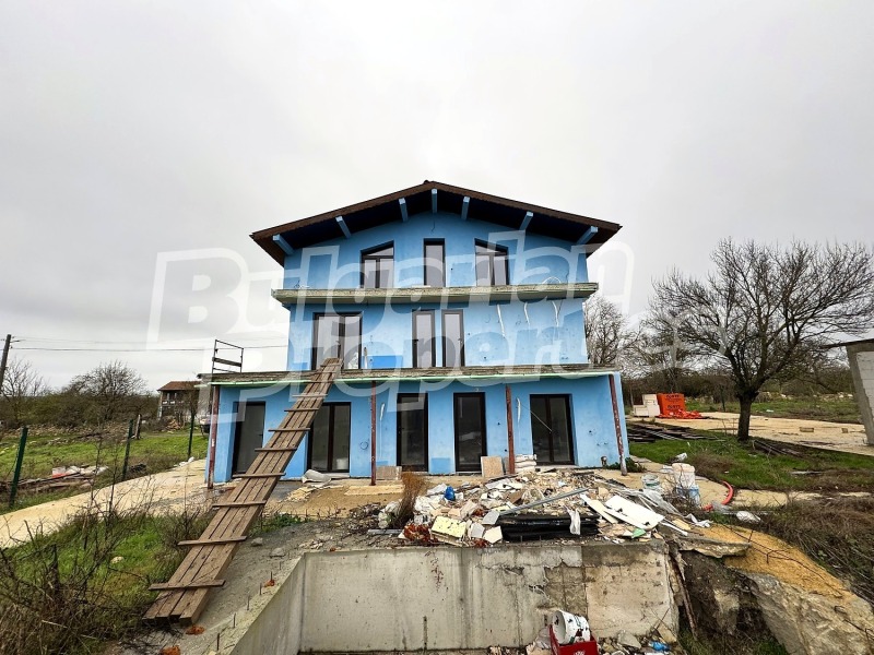 Продава КЪЩА, с. Неофит Рилски, област Варна, снимка 8 - Къщи - 52724409