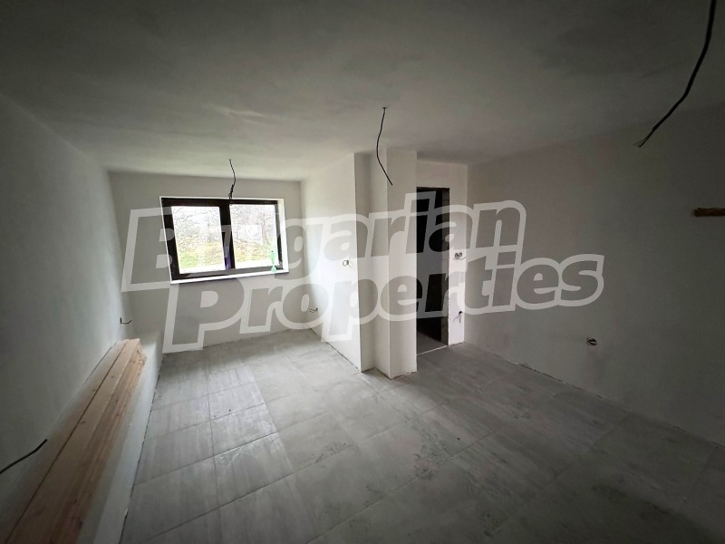 Продава КЪЩА, с. Неофит Рилски, област Варна, снимка 2 - Къщи - 52724409