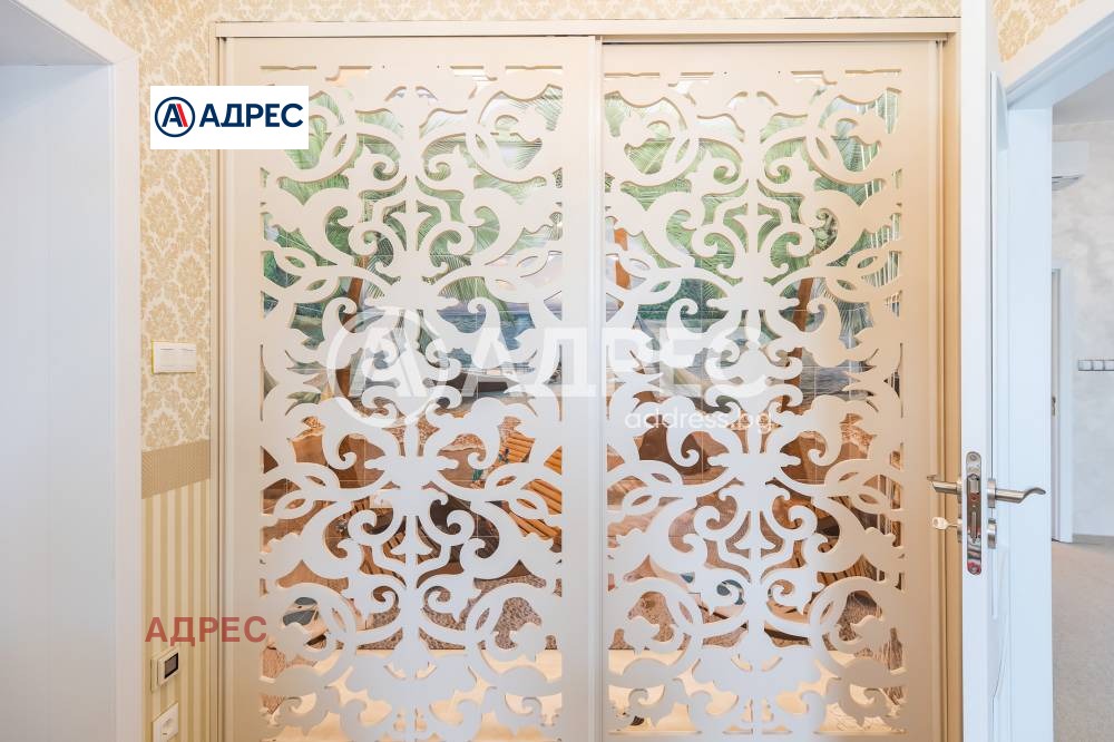 Продава МНОГОСТАЕН, гр. Варна, м-т Салтанат, снимка 11 - Апартаменти - 55394324