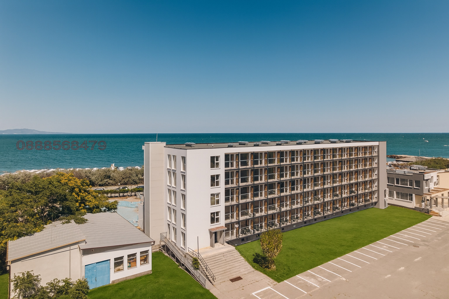 Продава ХОТЕЛ, гр. Поморие, област Бургас, снимка 2 - Хотели - 53644918