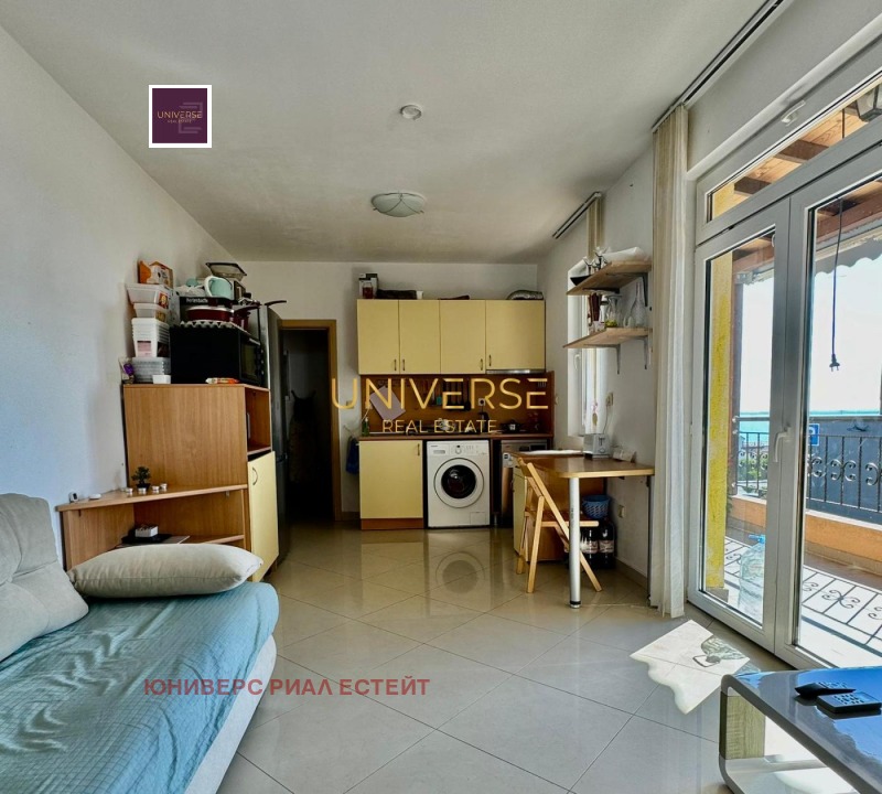 Продава 2-СТАЕН в област Бургас, гр. Свети Влас - 73 кв.м / 85 000 € » 166 245.55 лв., ЮНИВЕРС РИАЛ ЕСТЕЙТ