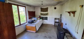 House Teteven, region Lovech 13