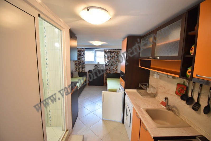 Продава 1-СТАЕН, гр. Балчик, област Добрич, снимка 3 - Апартаменти - 52141934