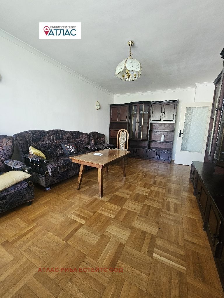 Продава 3-СТАЕН, гр. София, Изток