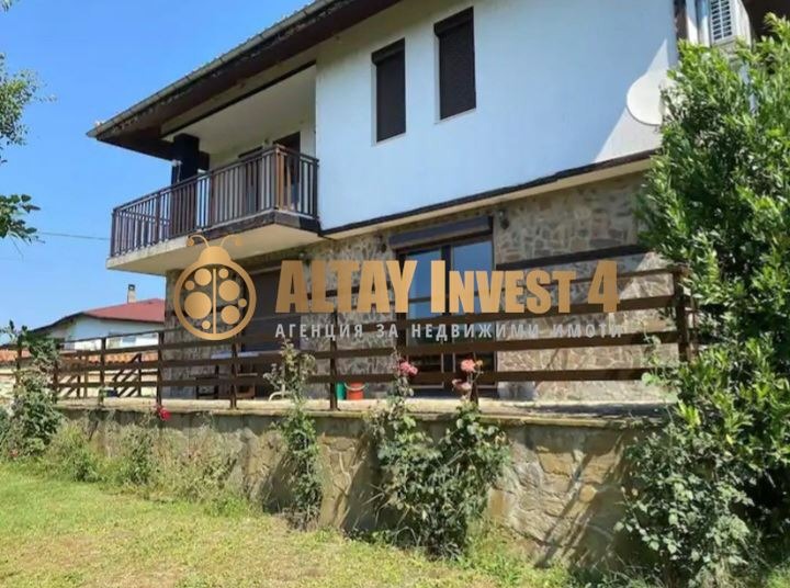 Till salu  Hus region Varna , Junec , 185 kvm | 72229463