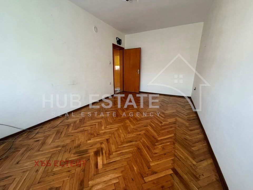 Продава 3-СТАЕН, гр. Добрич, Център, снимка 6 - Апартаменти - 53746003