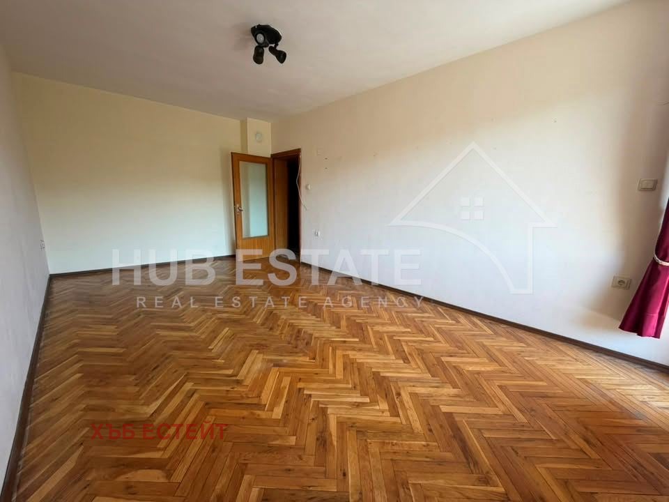Продава 3-СТАЕН, гр. Добрич, Център, снимка 2 - Апартаменти - 53746003