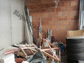 Butik Shirok tsentar, Blagoevgrad 4