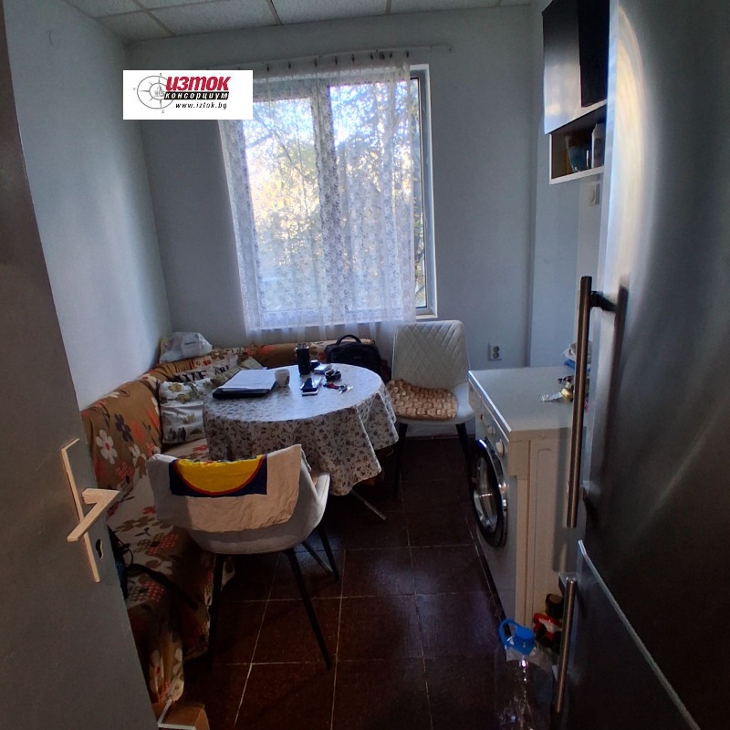 Продава 2-СТАЕН, гр. София, Толстой, снимка 5 - Апартаменти - 52221506