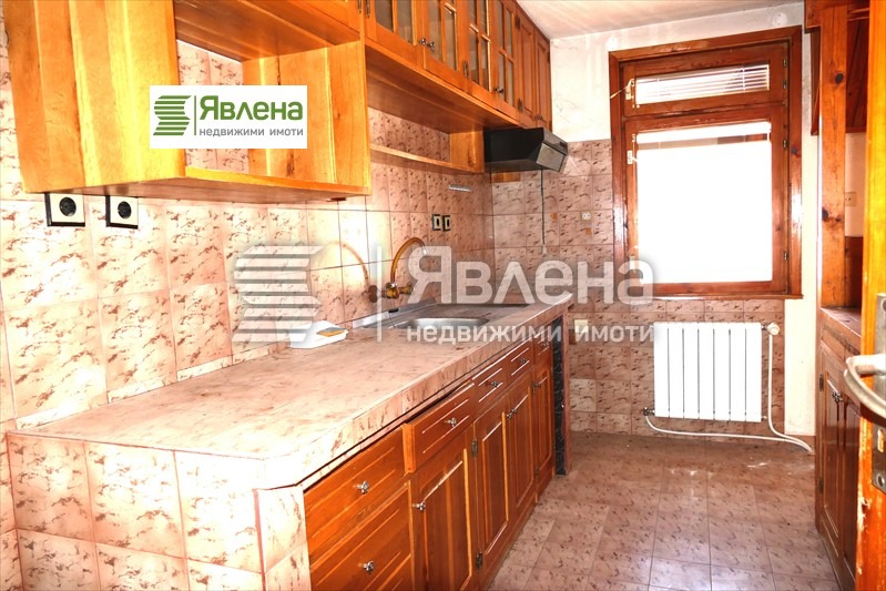 Продава 3-СТАЕН, гр. Кърджали, Резбарци, снимка 4 - Aпартаменти - 49320691