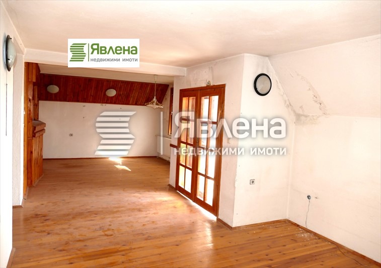 Продава 3-СТАЕН, гр. Кърджали, Резбарци, снимка 3 - Aпартаменти - 49320691