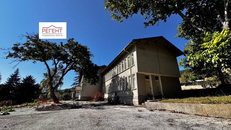 Продава БИЗНЕС ИМОТ, с. Гостилица, област Габрово