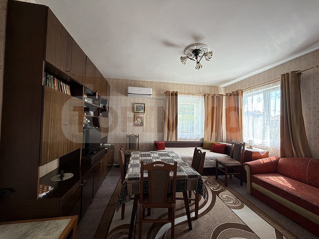 Продава ЕТАЖ ОТ КЪЩА, гр. Каварна, област Добрич, снимка 12 - Етаж от къща - 55900087