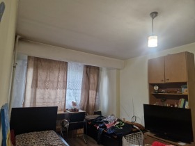 На продаж 2 спальні