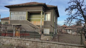 Продажба на имоти в с. Покрайна, област Видин - изображение 1 
