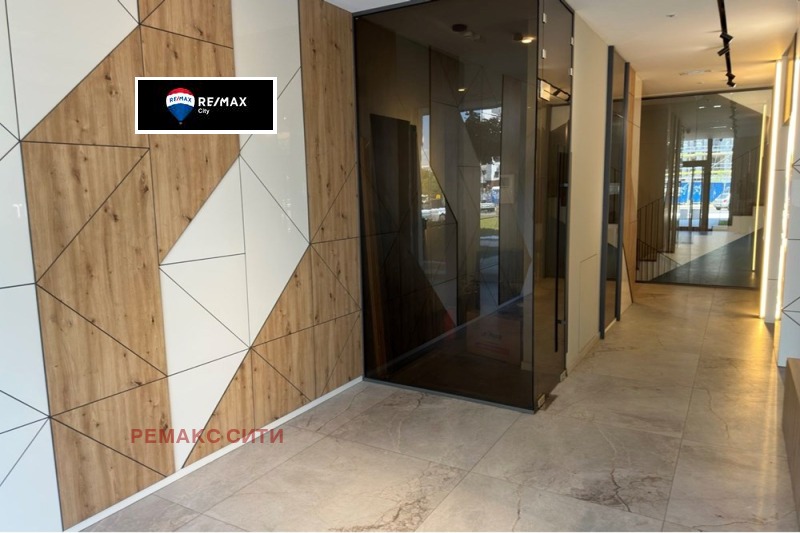 Продава  3-стаен град София , Център , 107 кв.м | 99415151
