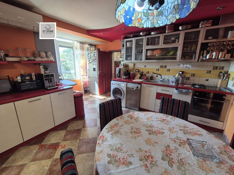 Na prodej  2 ložnice Ruse , Centar , 107 m2 | 73796236 - obraz [8]