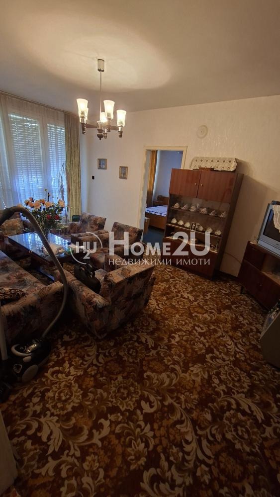 Продава 3-СТАЕН, гр. Бургас, Възраждане, снимка 3 - Апартаменти - 55290739