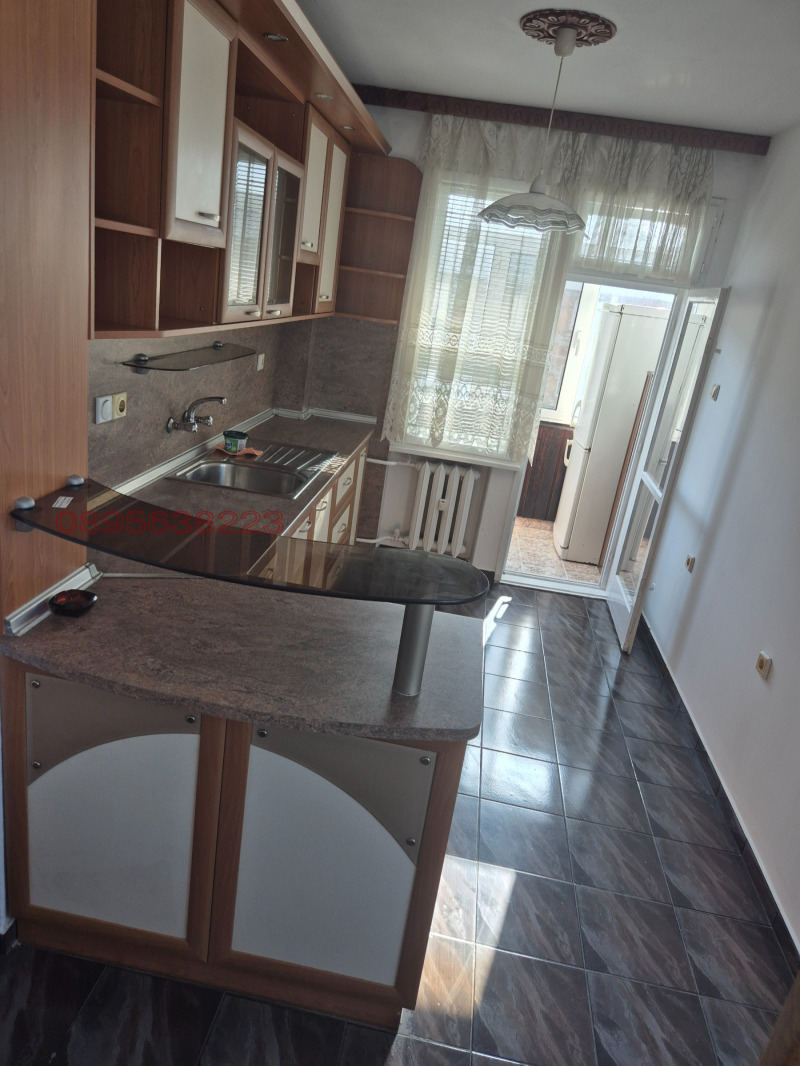 Продава  4-стаен град Шумен , Център , 120 кв.м | 87835309 - изображение [7]