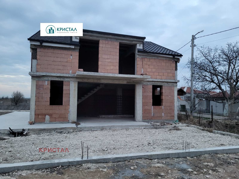 Продава  Къща, област Пловдив, с. Скутаре •  130 000 EUR • ID 75200796 — holmes.bg - [1] 