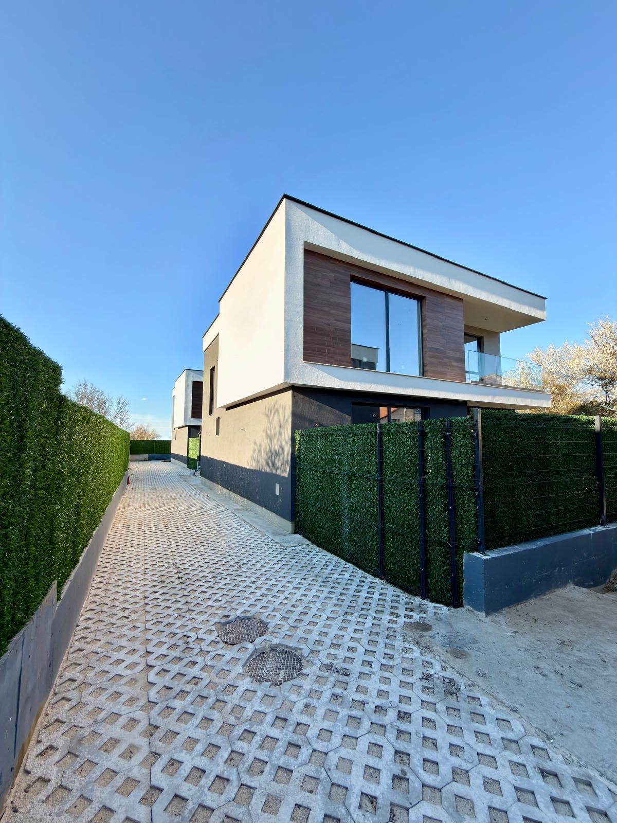 Продава КЪЩА, с. Кичево, област Варна, снимка 2 - Къщи - 54114571