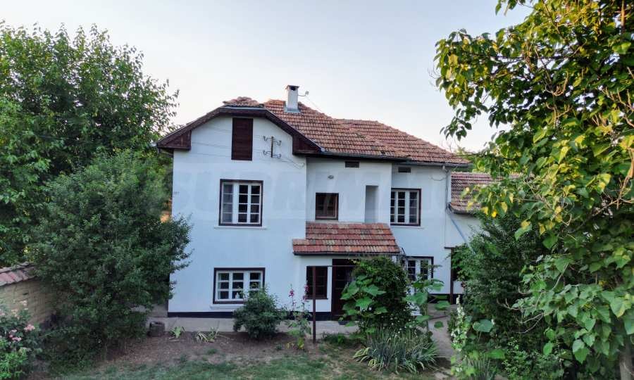 Продава КЪЩА, с. Сломер, област Велико Търново, снимка 8 - Къщи - 55155879