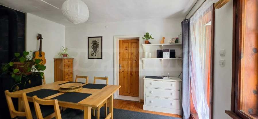 Продава КЪЩА, с. Сломер, област Велико Търново, снимка 13 - Къщи - 55155879