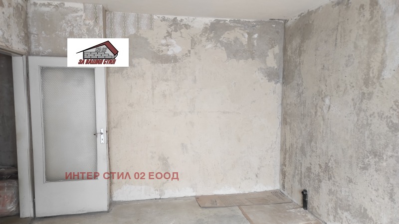 Продава 1-СТАЕН в град Перник, Изток - 46 кв.м / 72 000 € » 140 819.76 лв., ИНТЕР СТИЛ 02 ЕООД