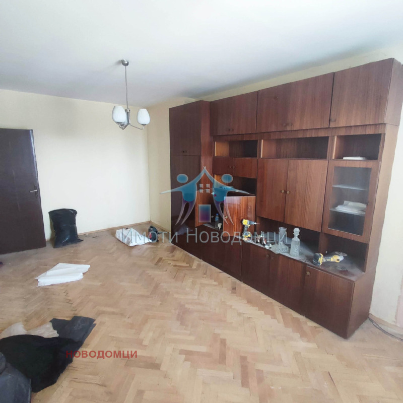 Продава 1-СТАЕН в град Шумен, Херсон - 40 кв.м / 74 000 € » 144 731.42 лв., НОВОДОМЦИ