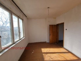 3+ bedroom Idealen tsentar, Blagoevgrad 3