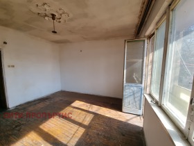 3+ bedroom Idealen tsentar, Blagoevgrad 2