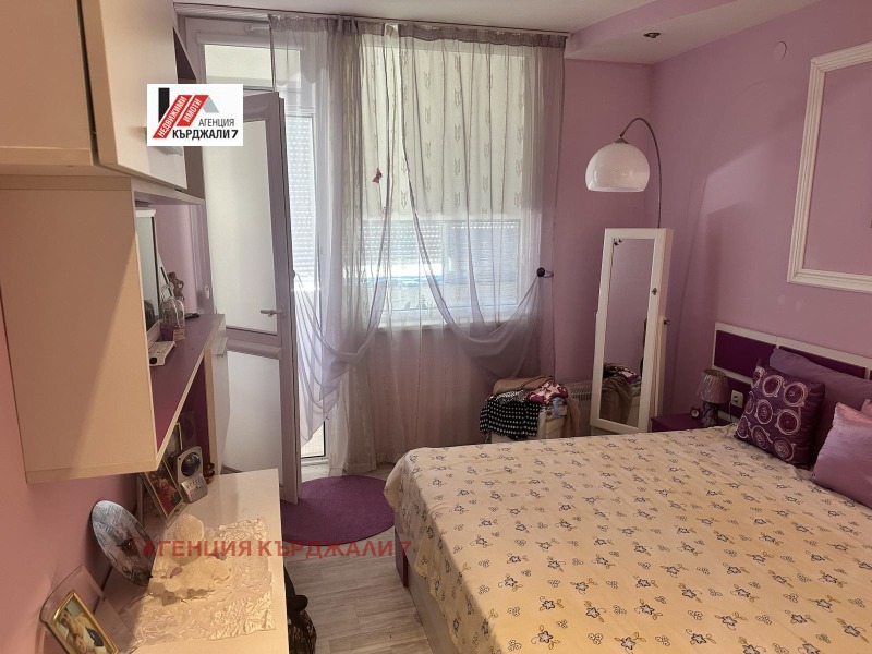 Продается  1 спальня Кърджали , Център , 54 кв.м | 73199043 - изображение [15]