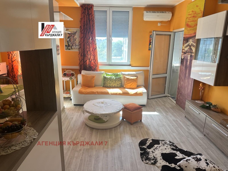 Продается  1 спальня Кърджали , Център , 54 кв.м | 73199043 - изображение [4]