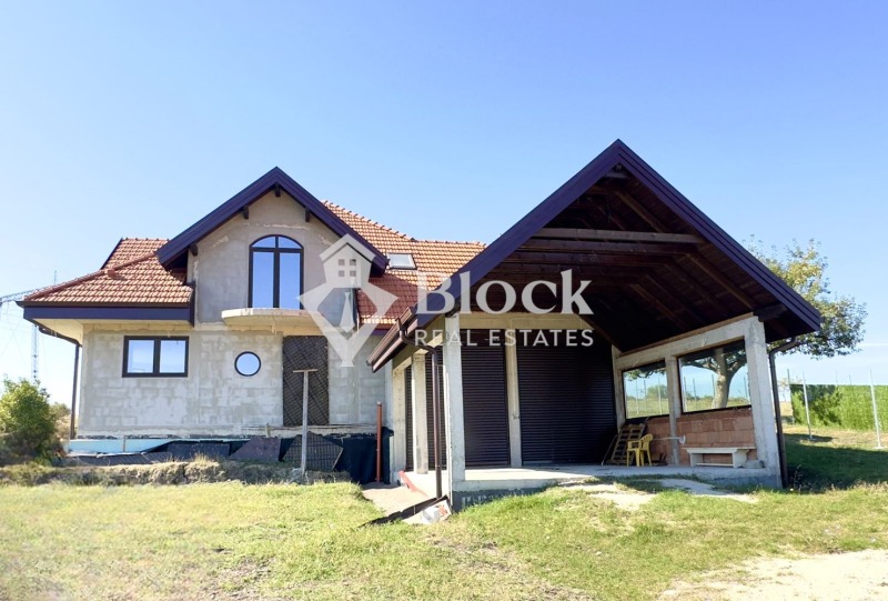 Продава  Къща, област София, с. Пожарево •  595 000 EUR • ID 42869208 — holmes.bg - [1] 