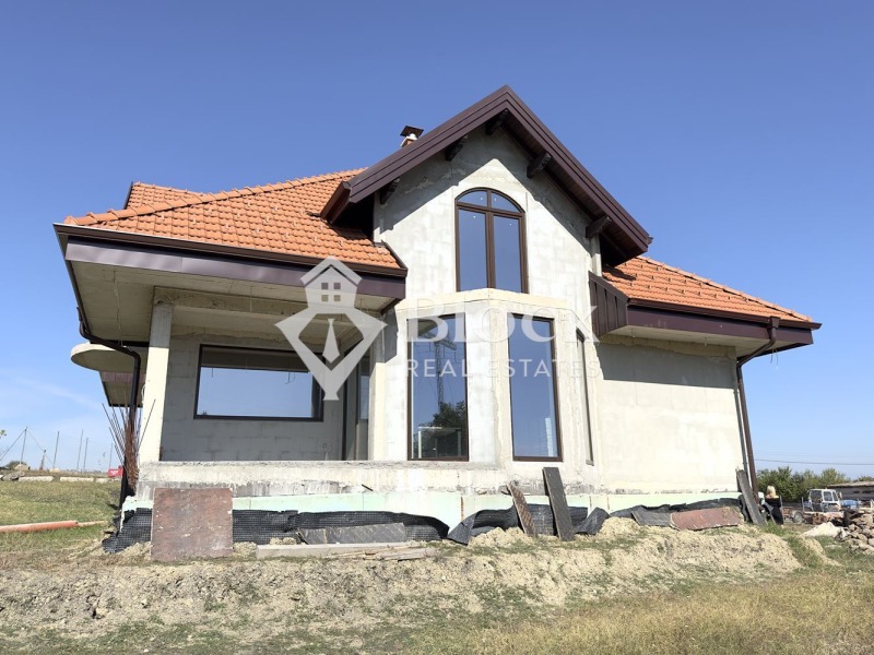 Продава  Къща област София , с. Пожарево , 338 кв.м | 94966015 - изображение [2]