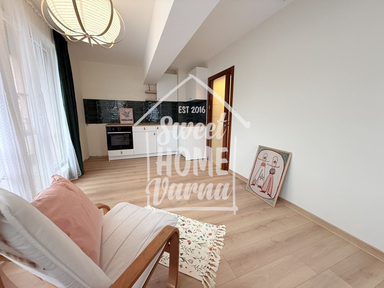 Продава 2-СТАЕН, гр. Варна, Лятно кино Тракия, снимка 2 - Апартаменти - 53947909