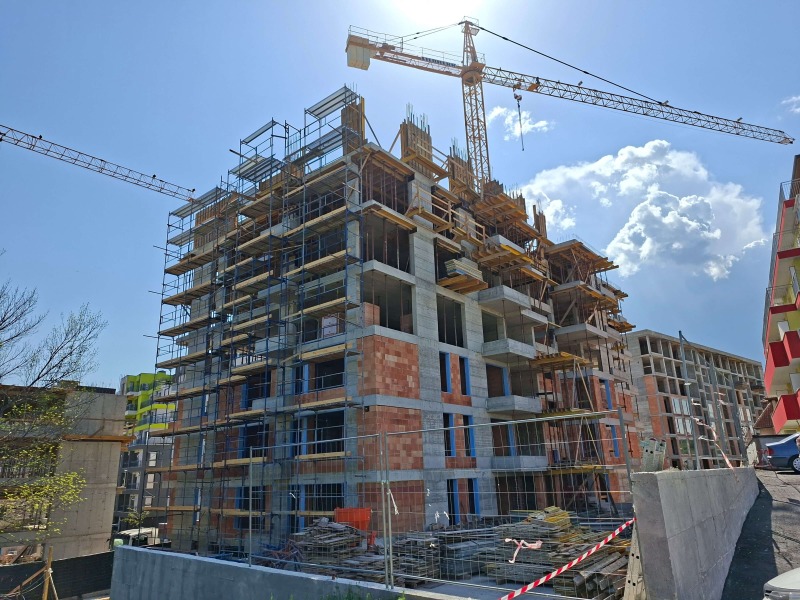 Продава 2-СТАЕН в град Варна, Левски 1 - 65 кв.м / 130 715 € » 255 656.32 лв., НОВ ВЕК Недвижими имоти
