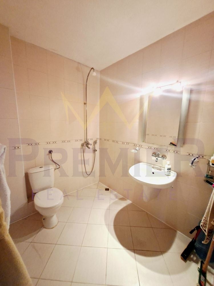 Продава КЪЩА, гр. Варна, Свети Никола, снимка 11 - Къщи - 55259431