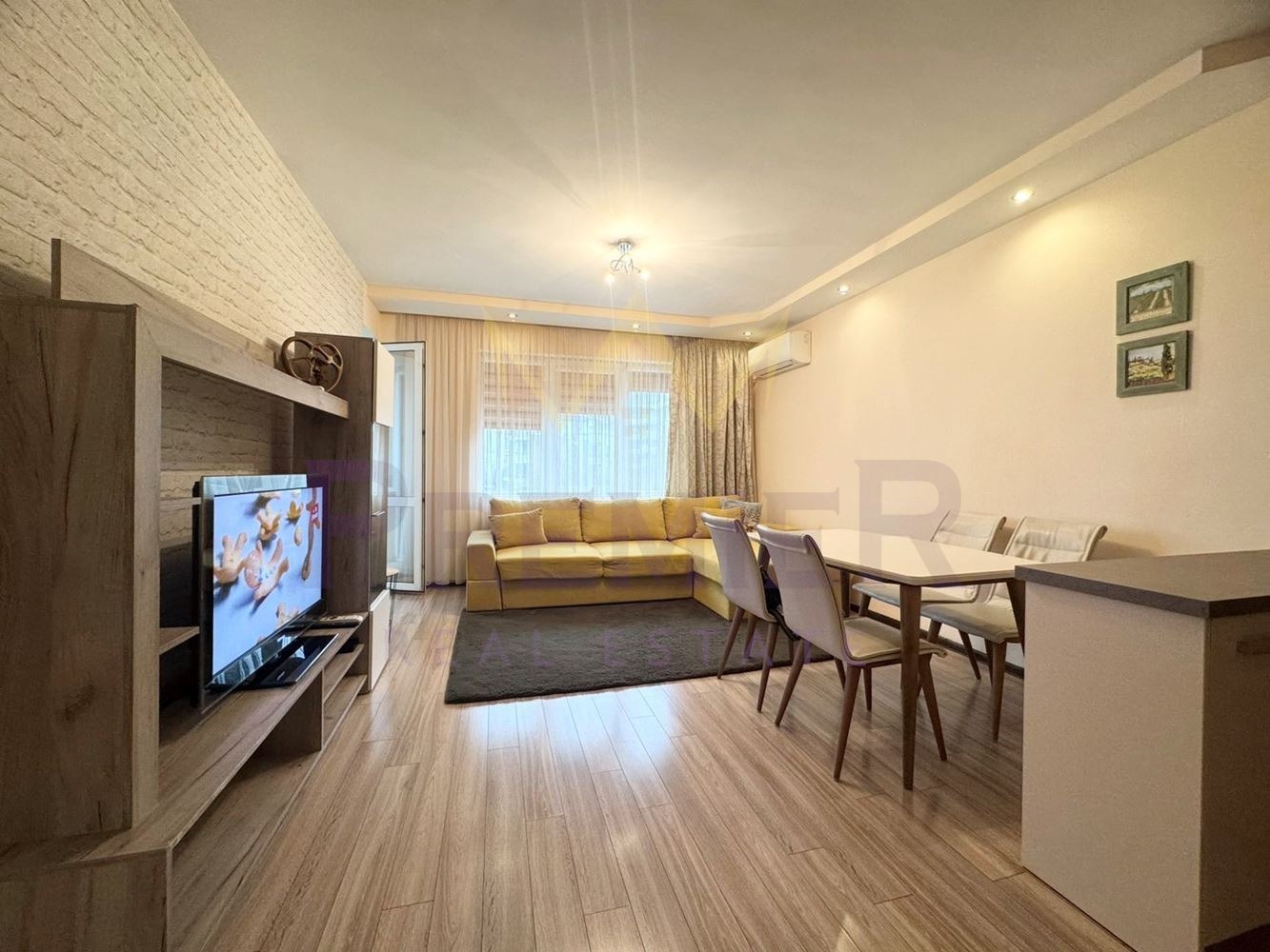 Продава 2-СТАЕН, гр. Варна, Левски 1, снимка 2 - Апартаменти - 54187719