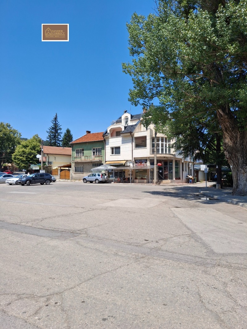 Продава КЪЩА в град София, с. Долни Пасарел - 162 кв.м / 149 800 € » 292 983.33 лв., САНДЕР КОРЕКТ РА